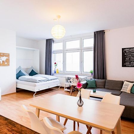 Helle Wohnung In Top-Lage, Hasselbachplatz - Altstadt, W-Lan, 4 Schlafplaetze マクデブルク エクステリア 写真
