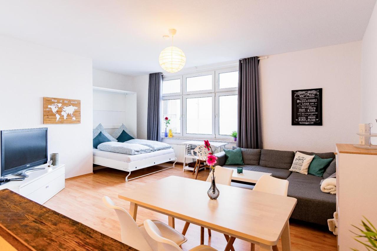 Helle Wohnung In Top-Lage, Hasselbachplatz - Altstadt, W-Lan, 4 Schlafplaetze マクデブルク エクステリア 写真