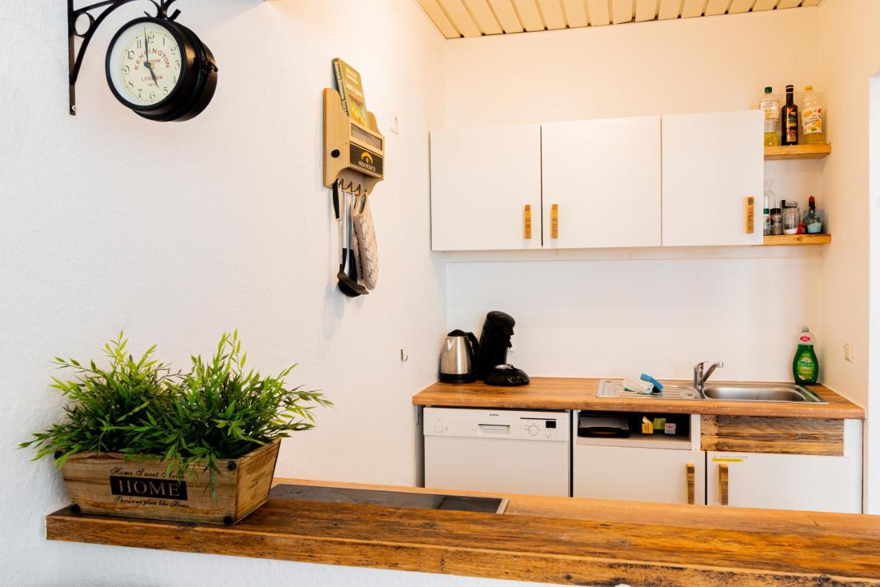 Helle Wohnung In Top-Lage, Hasselbachplatz - Altstadt, W-Lan, 4 Schlafplaetze マクデブルク エクステリア 写真