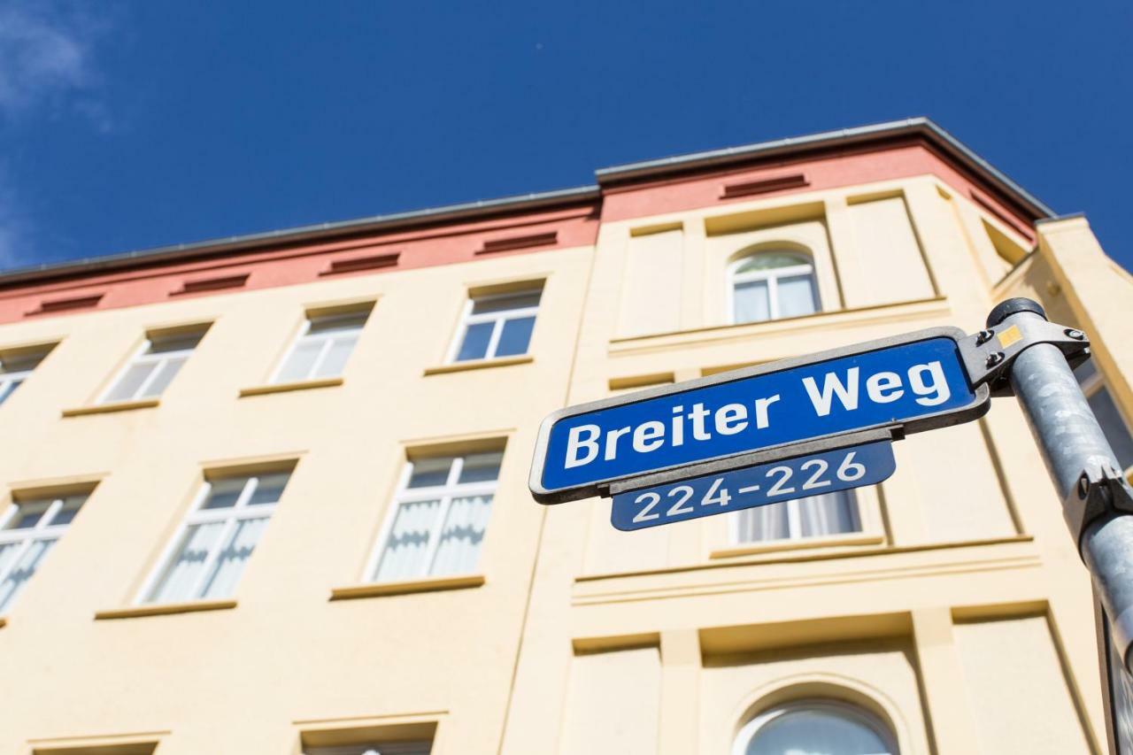 Helle Wohnung In Top-Lage, Hasselbachplatz - Altstadt, W-Lan, 4 Schlafplaetze マクデブルク エクステリア 写真